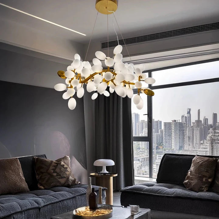 Uvae Albae Round Chandelier