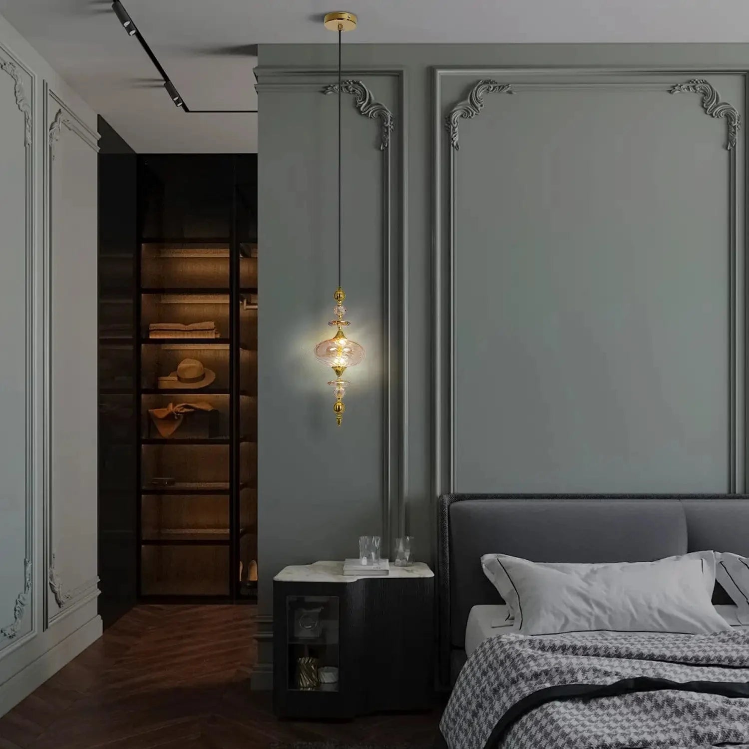 Pearl of Glory Hanging Light