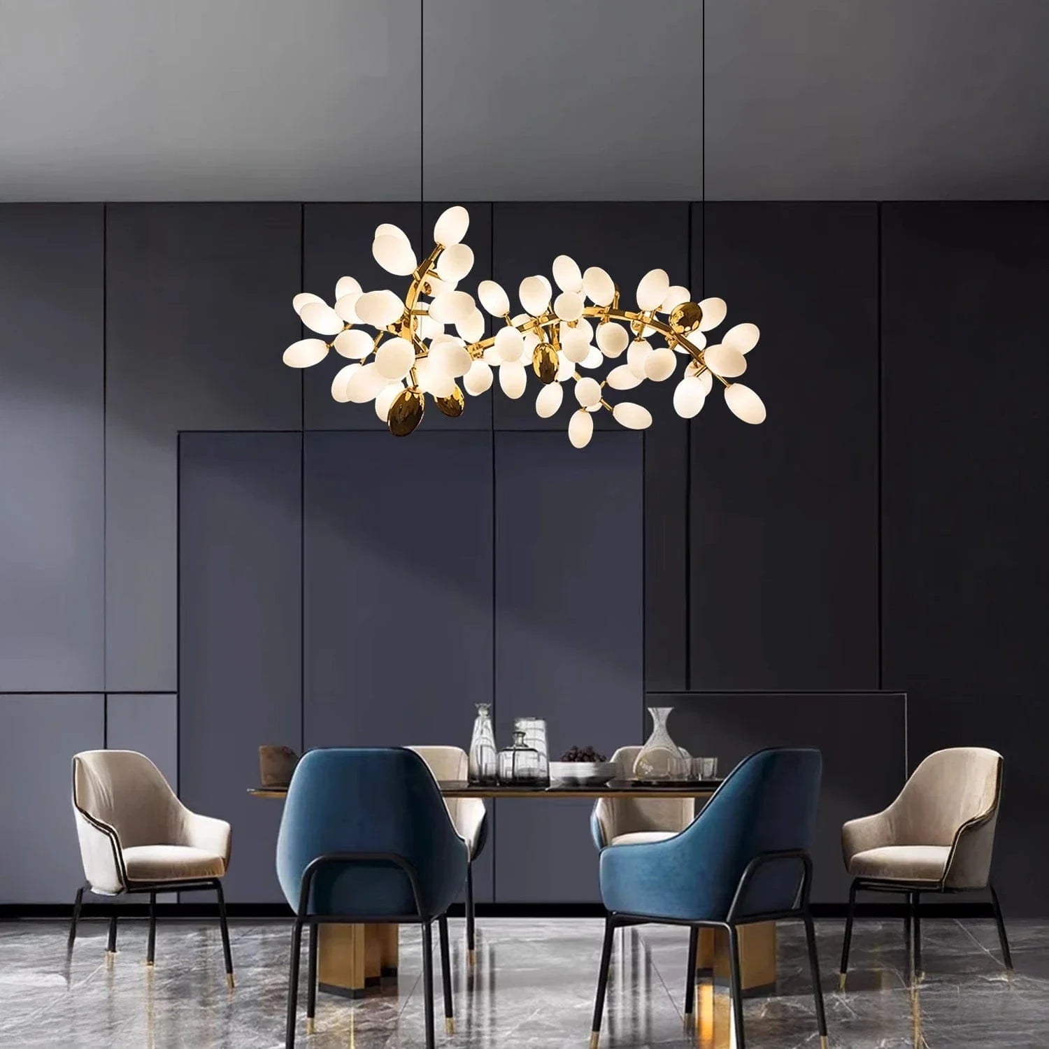Uvae Albae Dining Chandelier